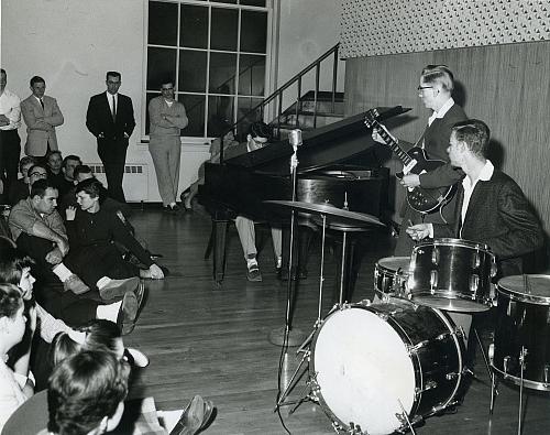 1957年，史密斯工会开幕之夜的才艺表演.