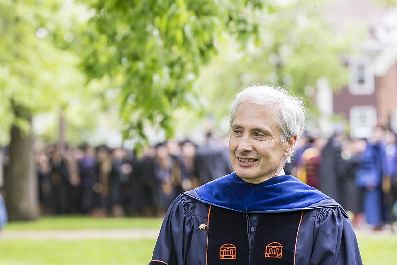 2018年5月20日，校长斯科特·比尔曼在伯洛伊特学院毕业典礼上